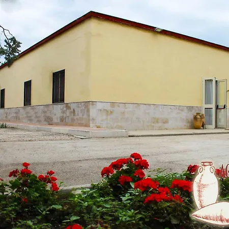 Le Anfore Di Arpi Alloggio per agriturismo *